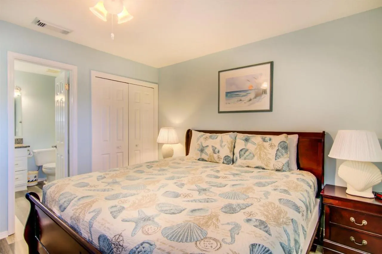 9 D, One Bedroom Condo Destin Apartment